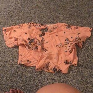Floral crop top💕